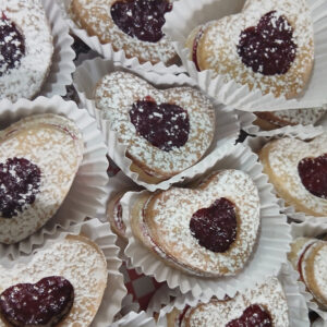 Galleta con mermelada